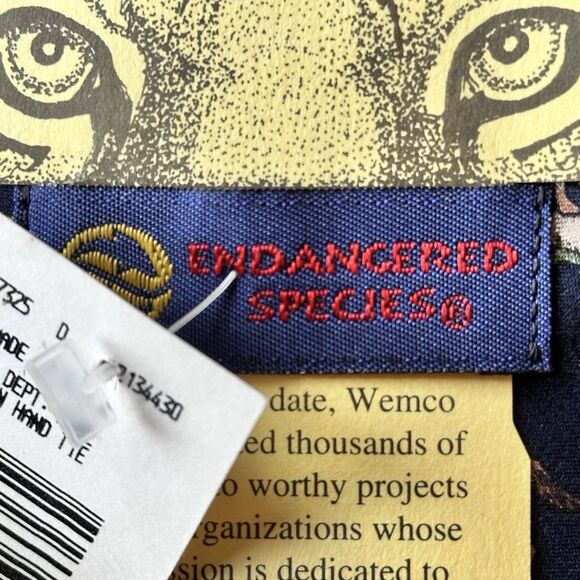 Wemco Animal Print Endangered Wolf Dolphin Eagle Moon Mens 100% Silk Neck Tie - Picture 6 of 7